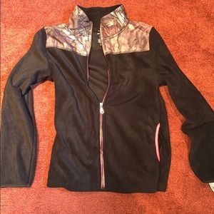 BRAND NEW performance fleece